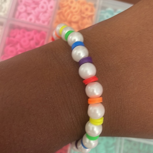 Rainbow clay bead bracelet - Picture 2 of 2